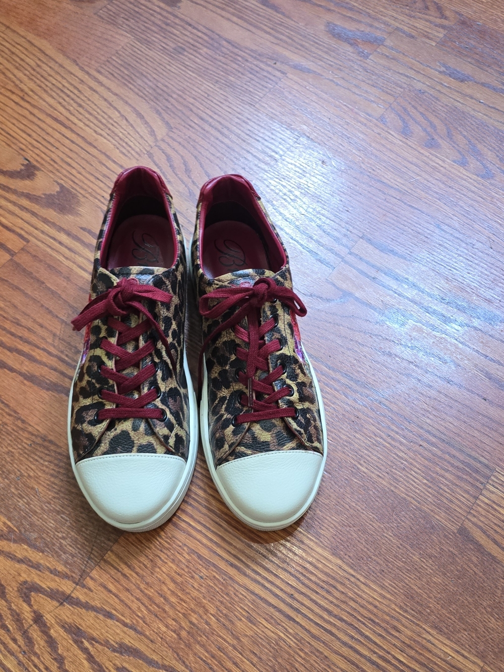Brighton Spots Leopard Print Leather Floral Embroidered Sneakers Shoes Women 9M